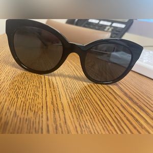 Authentic Burberry sunglasses Model B 4210 3001/87